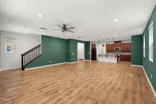 17326 Parque Vanowen Way, Lake Balboa, CA 91406 - Photo 7