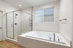 17326 Parque Vanowen Way, Lake Balboa, CA 91406 - Photo 27