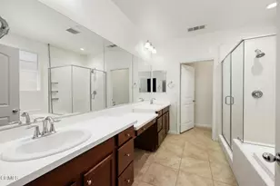 17326 Parque Vanowen Way, Lake Balboa, CA 91406 - Photo 25