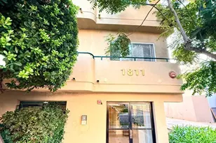 1811 Manning, Los Angeles, CA 90025 - Photo 1