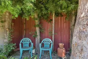 3217 Estado St, Pasadena, CA 91107 - Photo 23