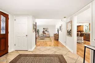 2725 Brierhaven Dr, La Crescenta, CA 91214 - Photo 11