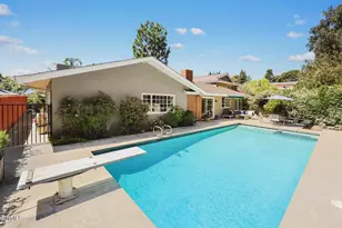 2725 Brierhaven Dr, La Crescenta, CA 91214 - Photo 45