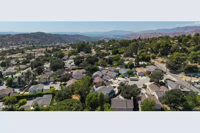 10128 Golden Oaks Avenue, Los Angeles, CA 91042 - Photo 61