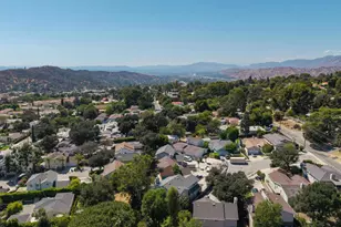 10128 Golden Oaks Ave, Los Angeles, CA 91042 - Photo 61