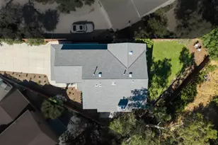 10128 Golden Oaks Ave, Los Angeles, CA 91042 - Photo 55