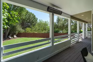 10128 Golden Oaks Ave, Los Angeles, CA 91042 - Photo 43