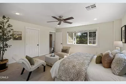 10128 Golden Oaks Avenue, Los Angeles, CA 91042 - Photo 35