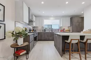 11618 Colfax Mdw Ln, Los Angeles, CA 91604 - Photo 21