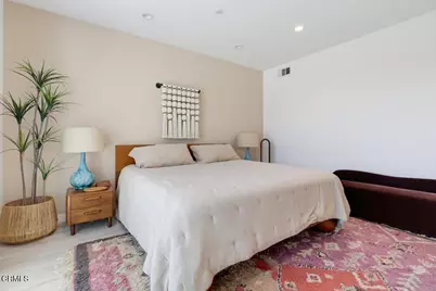 11618 Colfax Meadow Lane, Los Angeles, CA 91604 - Photo 45