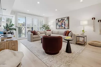 11618 Colfax Meadow Lane, Los Angeles, CA 91604 - Photo 13