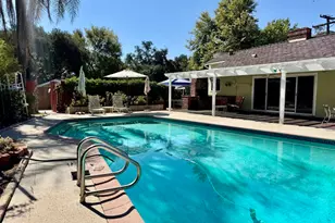 3911 El Lado Dr, Glendale, CA 91214 - Photo 27