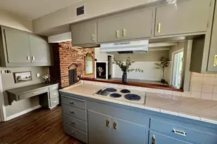 3911 El Lado Dr, Glendale, CA 91214 - Photo 13