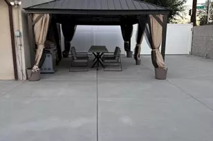 1075 Chevron Ct, Pasadena, CA 91103 - Photo 23