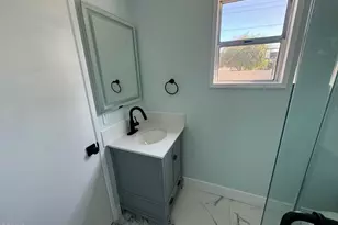1075 Chevron Ct, Pasadena, CA 91103 - Photo 15