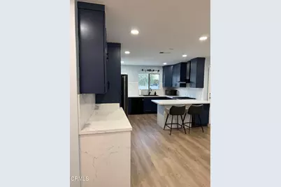 1075 Chevron Court, Pasadena, CA 91103 - Photo 5