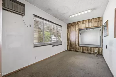 915 W Olive W, Burbank, CA 91506 - Photo 11