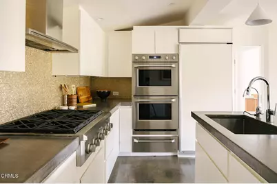 8008 Jorderr Avenue, Los Angeles, CA 90046 - Photo 11