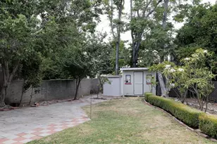 809 S Mayflower Ave, Monrovia, CA 91016 - Photo 27