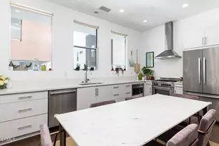1847 Silent Era Dr, Los Angeles, CA 90026 - Photo 5