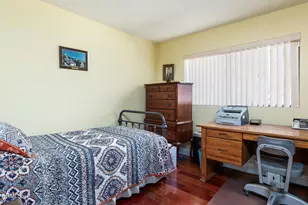 1861 Oakmont Terrace, Glendale, CA 91208 - Photo 29