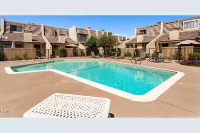 18409 Collins Street #F, Los Angeles, CA 91356 - Photo 27