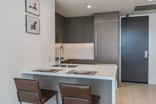 889 Francisco St, Los Angeles, CA 90017 - Photo 17
