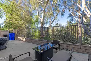 26951 Hillsborough Pkwy, Valencia, CA 91354 - Photo 27