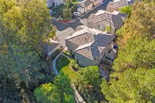 26951 Hillsborough Pkwy, Valencia, CA 91354 - Photo 33