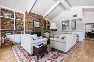 4292 Mesa Vista Dr, La Canada Flintridge, CA 91011 - Photo 11