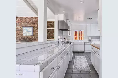4292 Mesa Vista Drive, La Canada Flintridge, CA 91011 - Photo 11