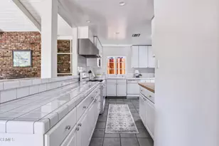 4292 Mesa Vista Dr, La Canada Flintridge, CA 91011 - Photo 11