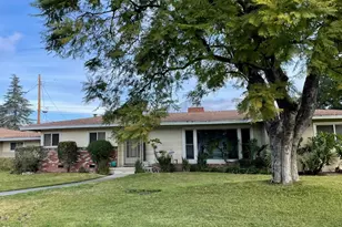 905 W La Canada Verdugo Rd, Pasadena, CA 91103 - Photo 1