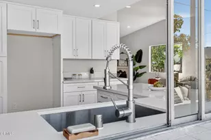 327 W 230th St, Carson, CA 90745 - Photo 23