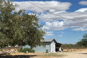 9927 Custer Ave, Lucerne Valley, CA 92356 - Photo 5