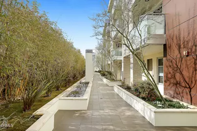 257 S Hudson Avenue #301, Pasadena, CA 91101 - Photo 3