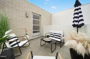 257 S Hudson Ave, Pasadena, CA 91101 - Photo 47