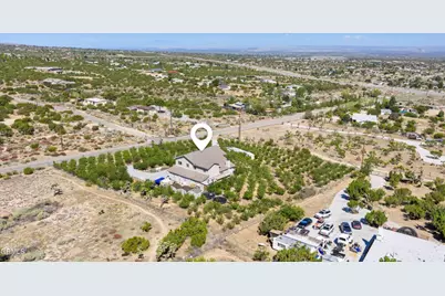 8671 Deer Haven Drive, Pinon Hills, CA 92372 - Photo 39
