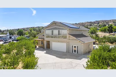 8671 Deer Haven Drive, Pinon Hills, CA 92372 - Photo 3