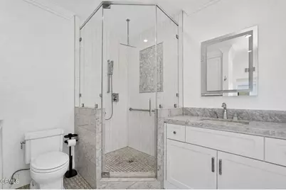 111 S Orange Grove Boulevard #105, Pasadena, CA 91105 - Photo 29