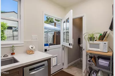 1856 N Michigan Avenue, Pasadena, CA 91104 - Photo 13