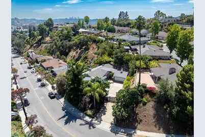 1480 E Glenoaks Boulevard, Glendale, CA 91206 - Photo 7