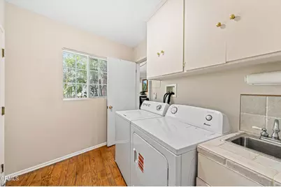 1480 E Glenoaks Boulevard, Glendale, CA 91206 - Photo 31