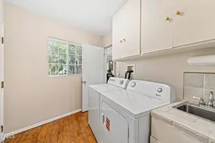 1480 E Glenoaks Blvd, Glendale, CA 91206 - Photo 31