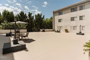 497 S El Molino Ave, Pasadena, CA 91101 - Photo 31