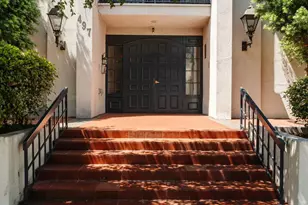 497 S El Molino Ave, Pasadena, CA 91101 - Photo 1