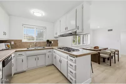 290 Columbia Road, Thousand Oaks, CA 91360 - Photo 23