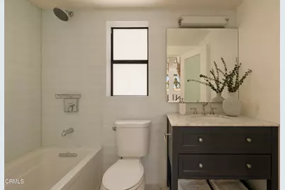 643 1/2 N Hayworth Avenue, Los Angeles, CA 90048 - Photo 21