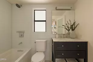 643 1/2 N Hayworth Ave, Los Angeles, CA 90048 - Photo 21