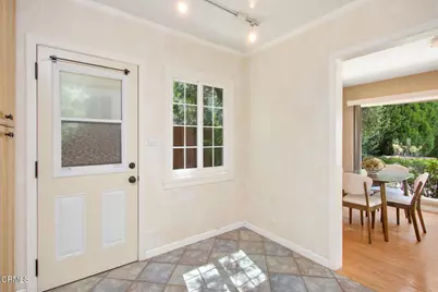 10373 Newhome Avenue, Sunland, CA 91040 - Photo 11